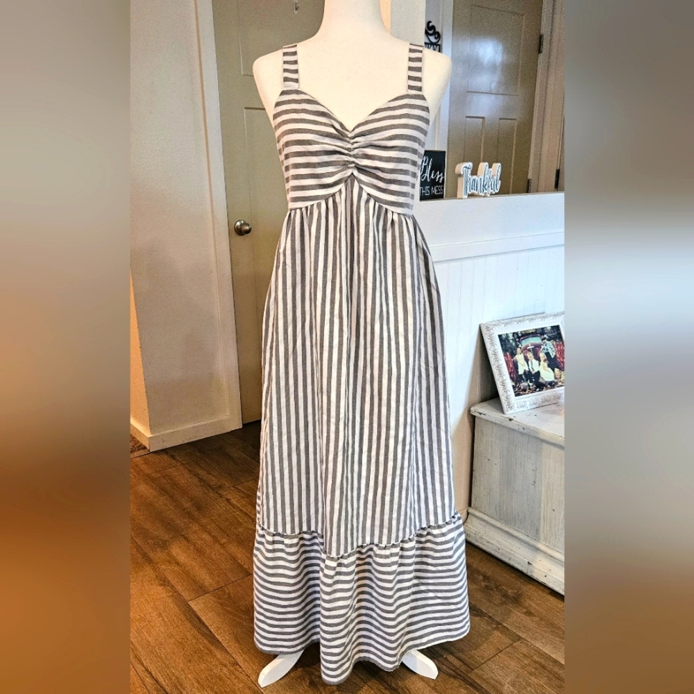Worn Once - CUPSHE - Striped Grey & White Long SunDress - Size XL